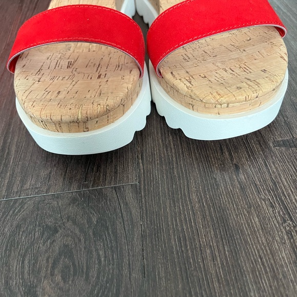 SUN & STONE•RED ELASTIC AND CORK SANDALS•SIZE: 10M - Picture 5 of 8
